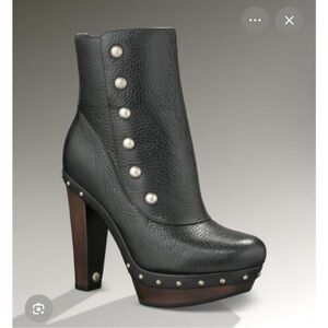 UGG | cosima black leather studded high heel ankle boots 8